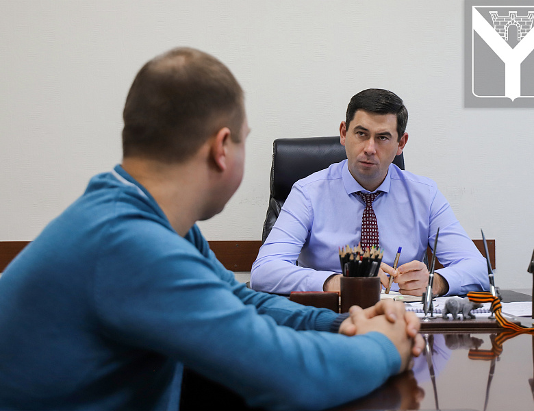 Станислав Гайнюченко провел рабочую встречу с генеральным директором ФЭР Юга Денисом Левченко