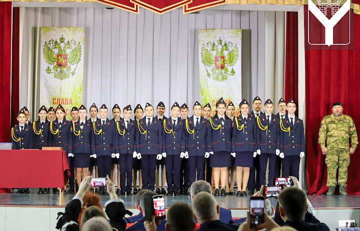25 ученикам школы № 6 присвоены звания кадетов 