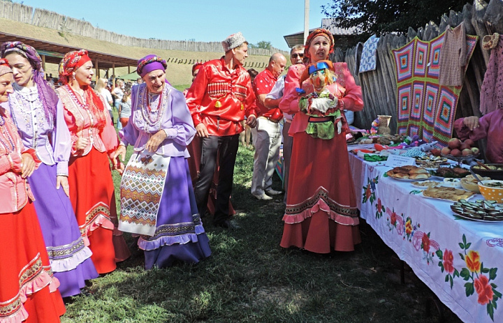 В Усть-Лабинске прошёл фестиваль-конкурс «Гуляй, казак!»